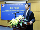 Thứ trưởng Bộ Tài nguyên và Môi trường Chu Phạm Ngọc Hiển phát biểu tại hội nghị